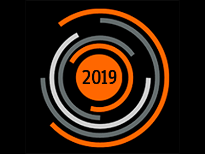 Orangefarbener Kreis mit der Jahreszahl 2019 vor schwarzem Hintergrund.