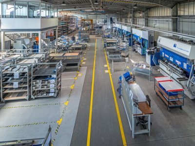 tmax warehouse from the inside, bird's eye view.